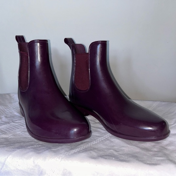 Ralph Lauren Deep Purple Ankle Rainboot - Picture 1 of 5